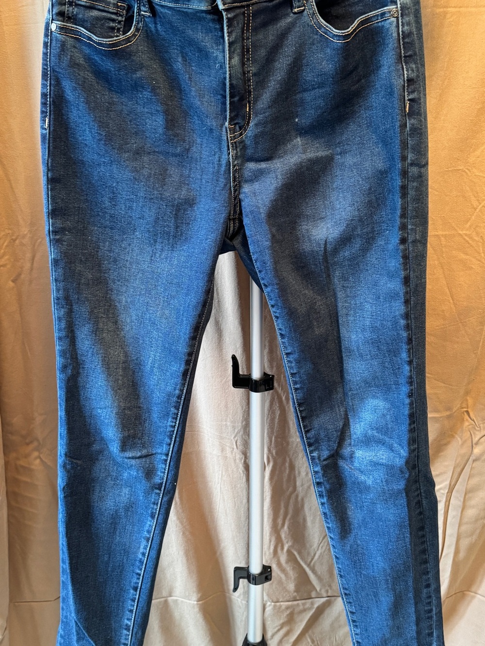 CHARLIE B Women's Skinny Jeans in Dark Blue Denim